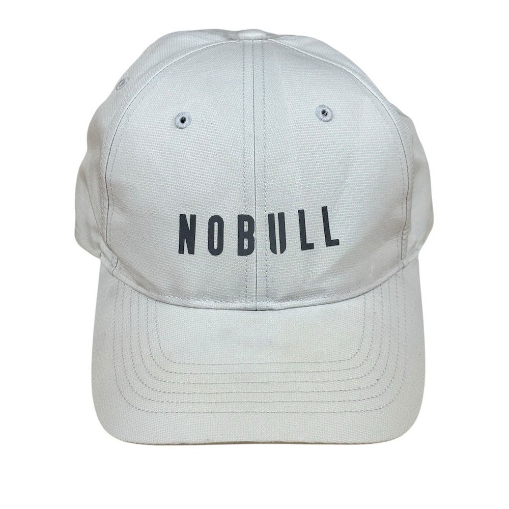 NOBULL Performance Hat Unisex One Size White Adjustable Strapback‎ Cap